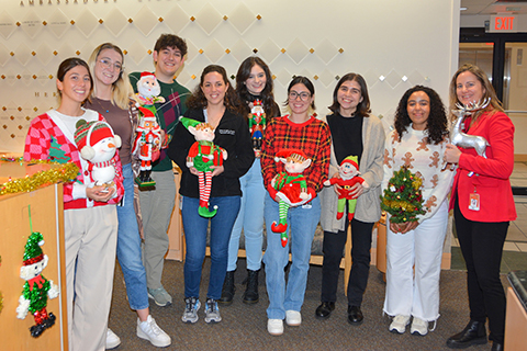 lab-happy-holidays-2023-1
